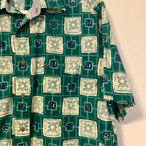 Montagut Button Front Green Floral Print Hawaiian Shirt - Picture 4 of 13